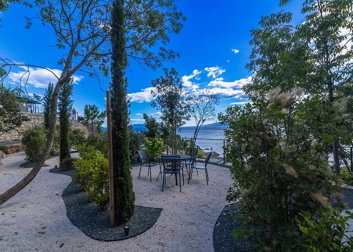 Mare Sano Plaza - 5 Apartment Opatija